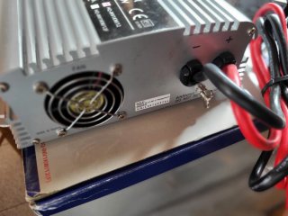 Inversor HQ 1000W 12V DC a 220V AC