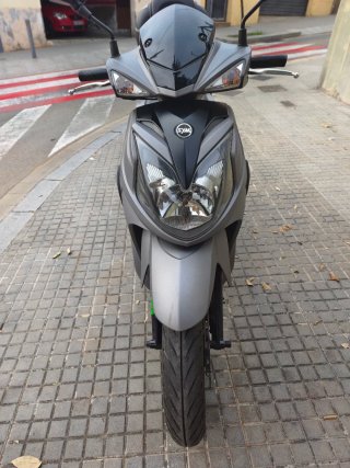 SYM Symphony SR 125 Scooter Negra