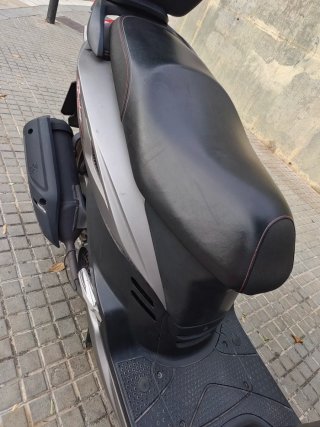SYM Symphony SR 125 Scooter Negra