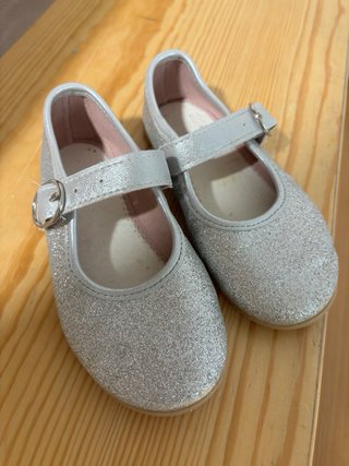 Sandalias niña plateadas brillantes como nuevas