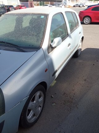 Renault Clio 2002