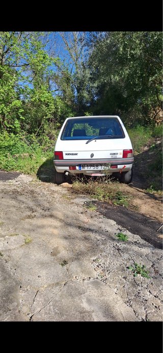 Peugeot 205