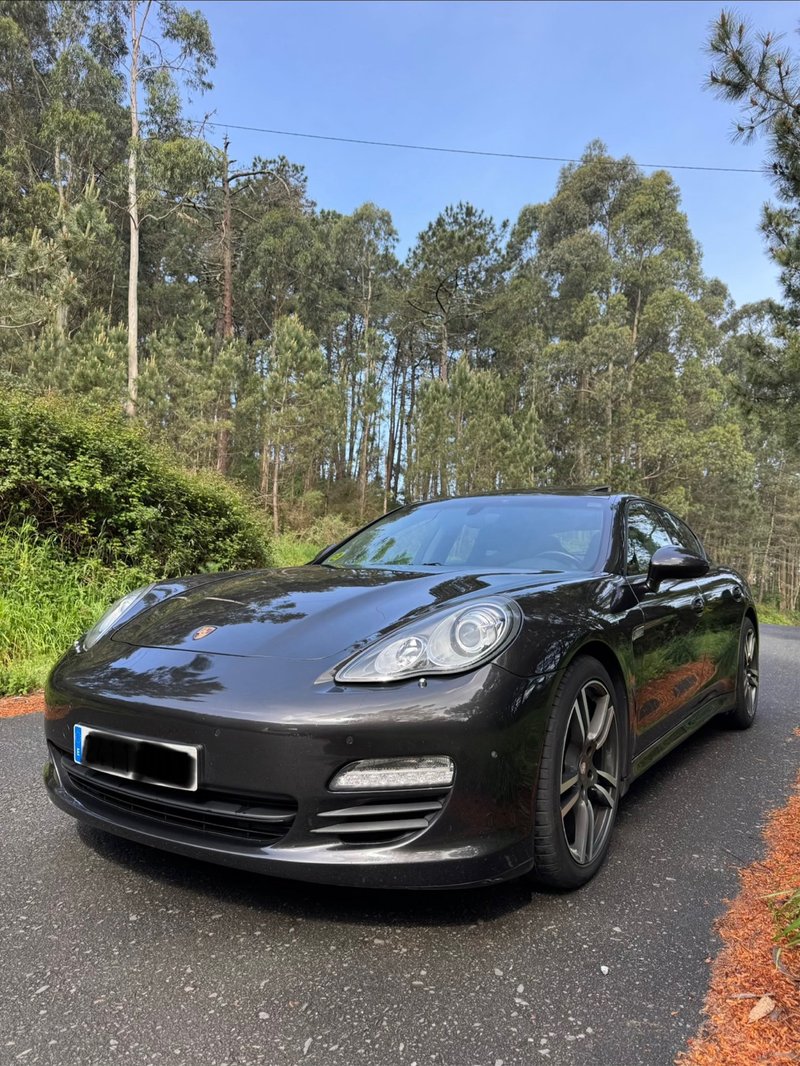 Porsche Panamera 2014 - foto 1