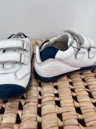 Zapatillas Biomecanics primeros pasos talla 23