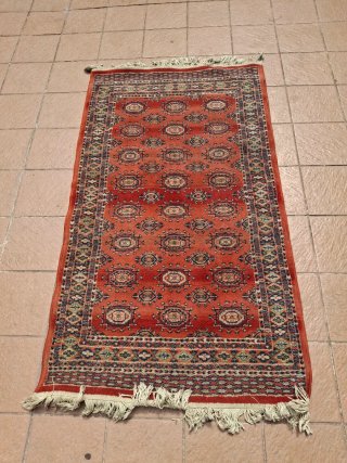 Alfombra antigua de lana