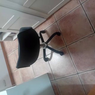 Silla de escritorio negra