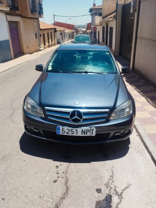 Mercedes-Benz Clase C 2010