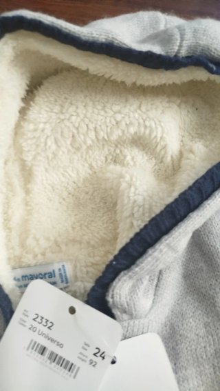 Jersey Mayoral con capucha y estampado