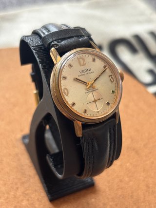 Reloj Verni Mecánico 17 Rubíes