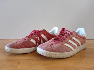 Adidas Gazelle rojas T. 45-46