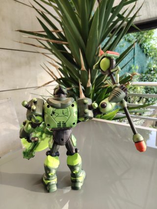 Figura Gormiti Ultra Lord con luces