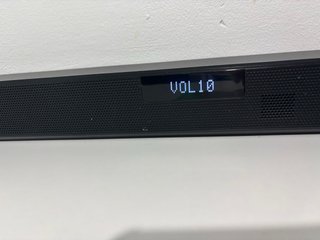 Barra de Sonido LG SN4R y altavoz grande