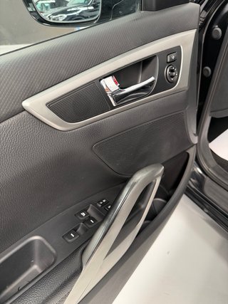 Hyundai Veloster 2013