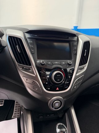 Hyundai Veloster 2013