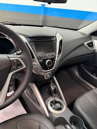 Hyundai Veloster 2013