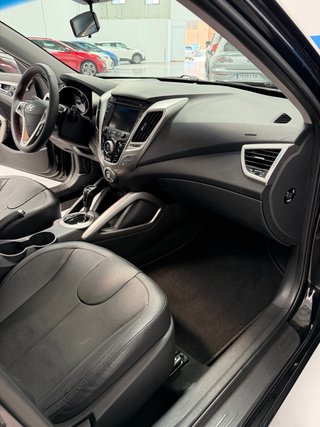 Hyundai Veloster 2013
