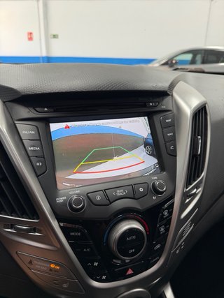 Hyundai Veloster 2013