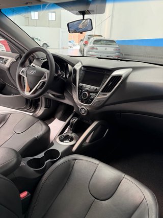 Hyundai Veloster 2013