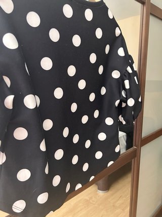 Top Zara lunares blanco y negro