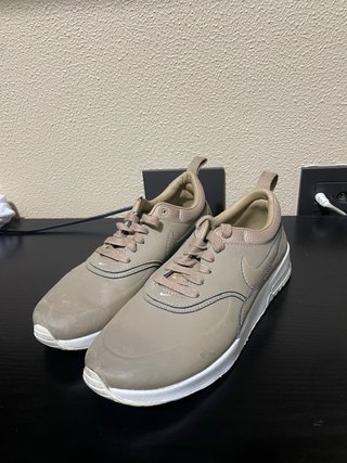 Nike Air Max Thea Talla 36.5 Beige