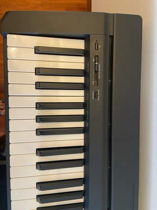 Teclado Yamaha P-45 B con banqueta