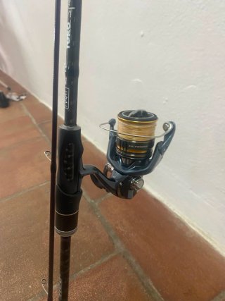 Caña de Pesca HART TORO Specialized FK y carrete