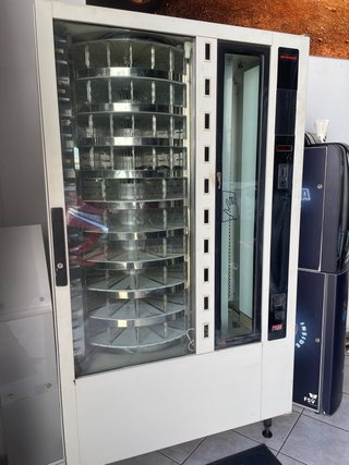 Maquina expendedora