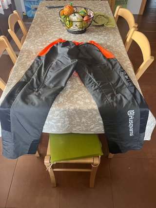 Pantalón Husqvarna Naranja y Gris Talla 54