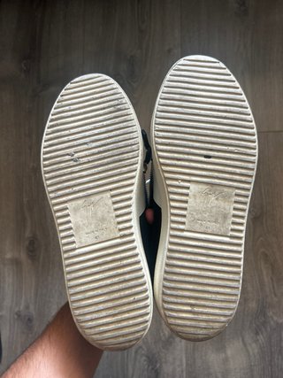 Zapatillas Giuseppe Zanotti Blancas y Negras