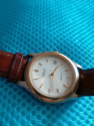 Reloj Golf Green Cuarzo Blanco y Dorado