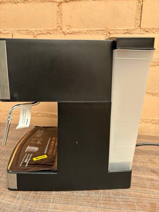 AVERIADO Cafetera Cecotec Power Espresso 20
