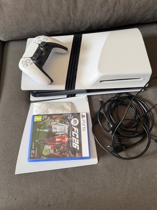 Consola PS5 Pro 2TB + Mando + Juego FC26