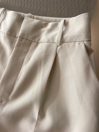 Pantalón vestir Zara beige crema pinzas Talla S36