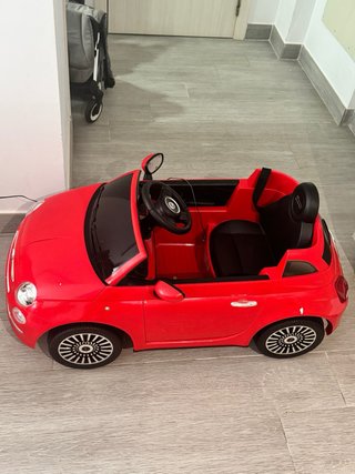 Coche eléctrico infantil Fiat 500 rojo
