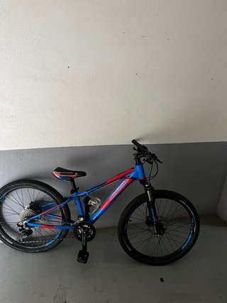Bicicleta Cube
