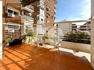 Piso en venta en San Pascual en Madrid