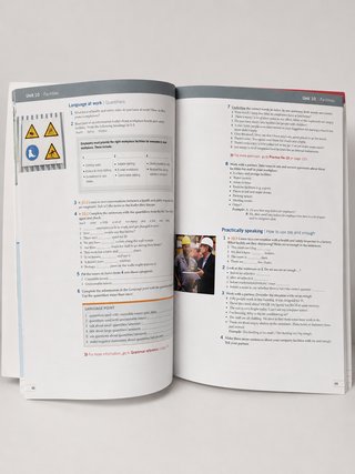 Business Result Intermediate Student's Book wit...