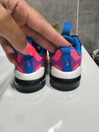 Nike Bebé Air Max 270 React