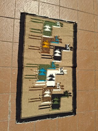 Alfombra de lana con diseño de animales