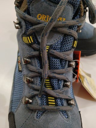 Botas infantiles. Tengo las tallas 30/31/32.