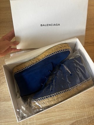 Botines ante azul marino sin estrenar T.37