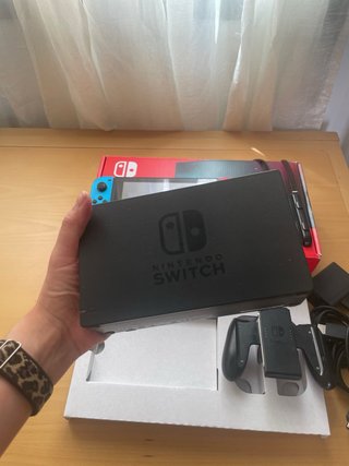 Nintendo Switch Azul y Rojo