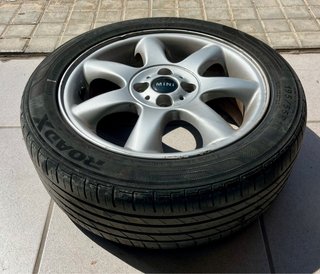 Llantas Mini R50 con neumáticos 195/55 R16 al 60%