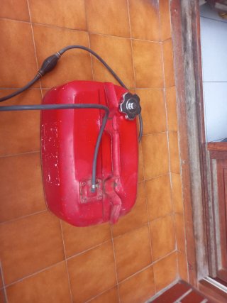 Depósito Gasolina Suzuki fueraborda o barco.