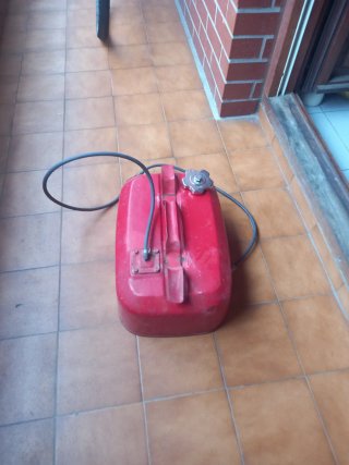 Depósito Gasolina Suzuki fueraborda o barco.