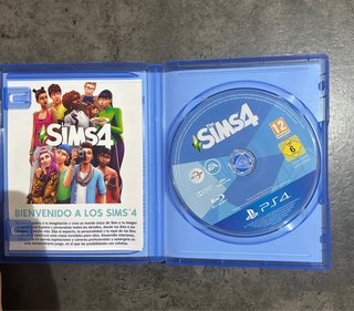 Los Sims 4 PS4