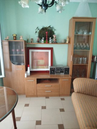 Sofá y mesa de salón