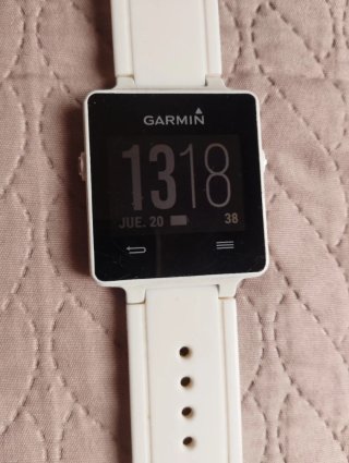 Garmin vivoactive blanco