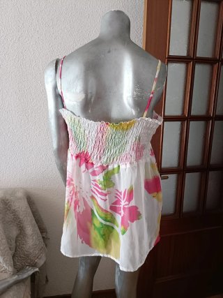Blusón corte imperial floral rosa y blanco
