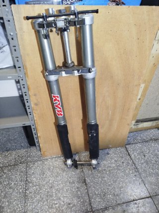 Tren Delantero Invertida Yamaha XT 600